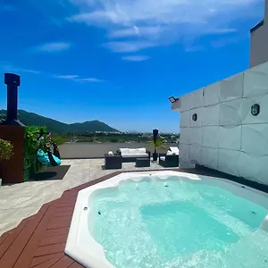 Apartamento Dos Ingleses, área Nobre, Jacuzzi-bangalo, Florianópolis